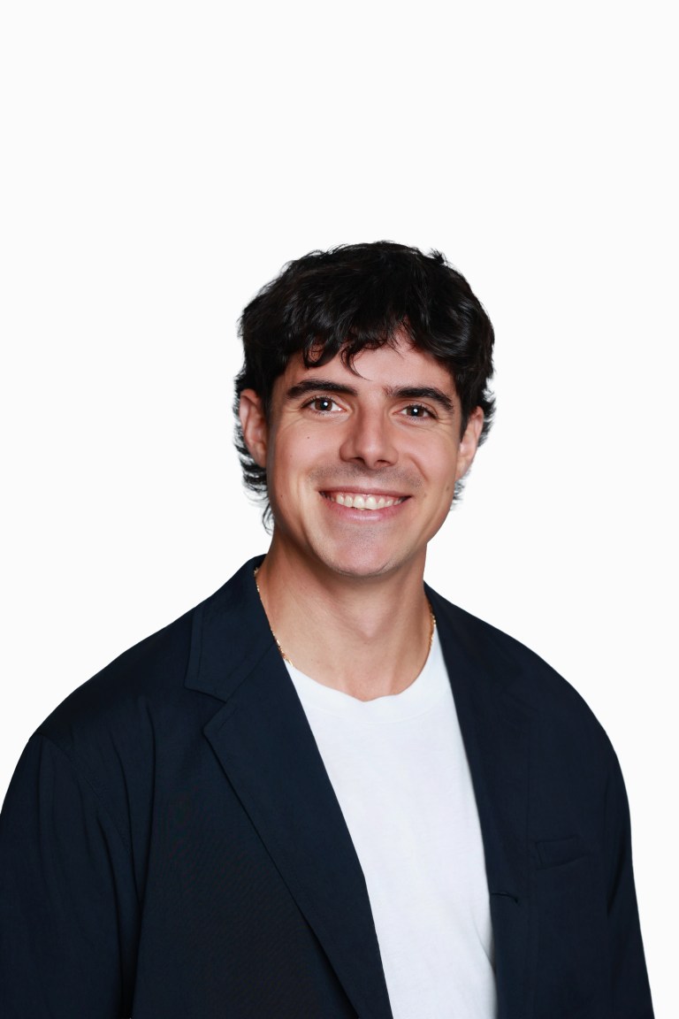 photo of Matthew Speiser