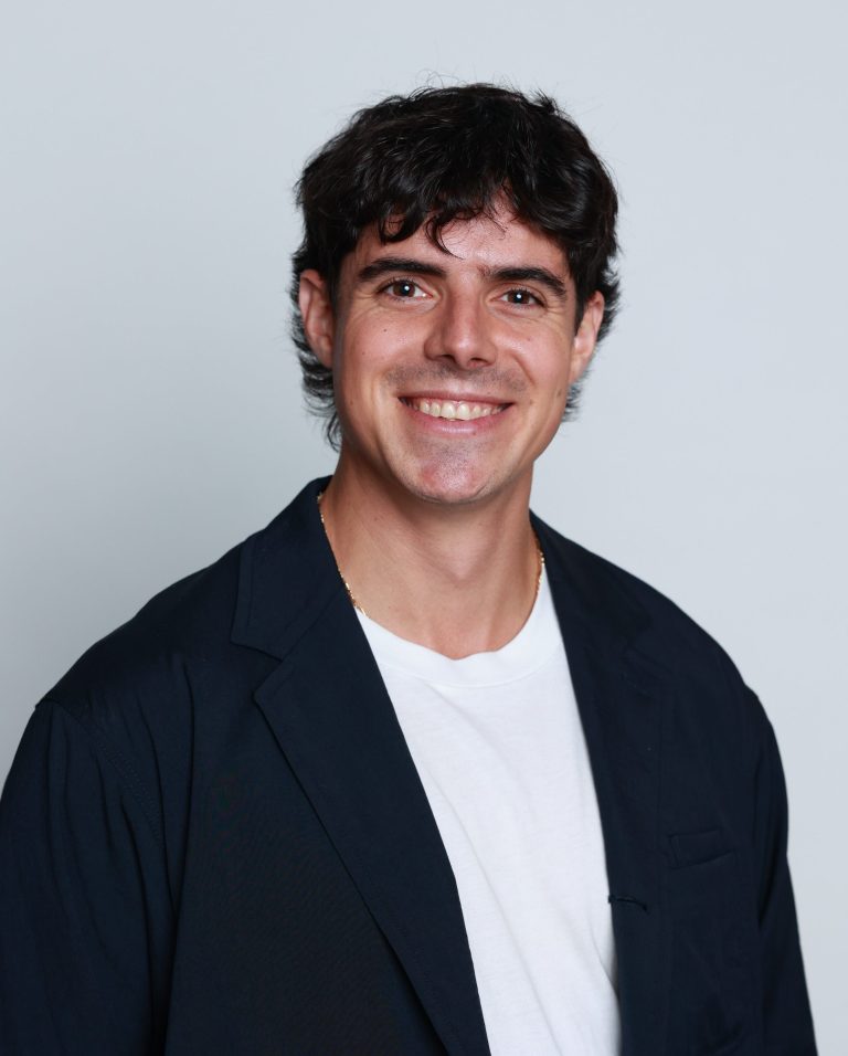 photo of Matthew Speiser